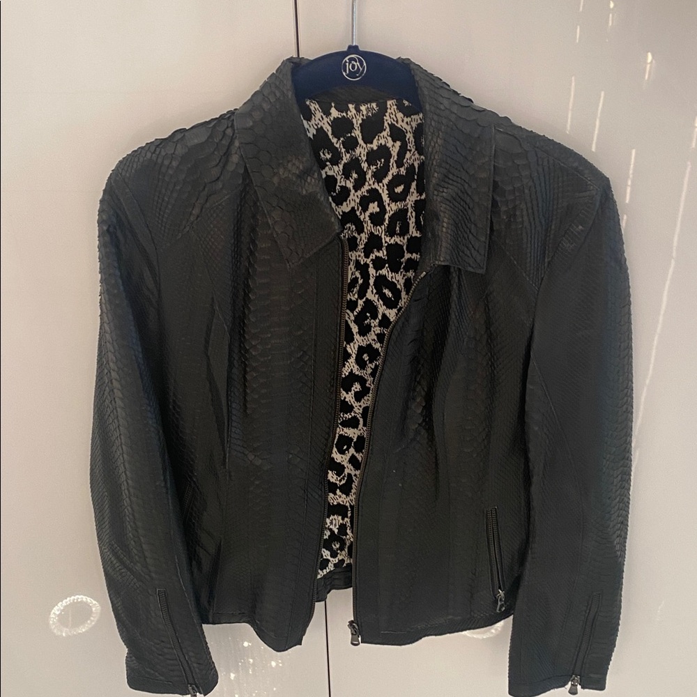 Vera Pelle Black Python Jacket - image 2